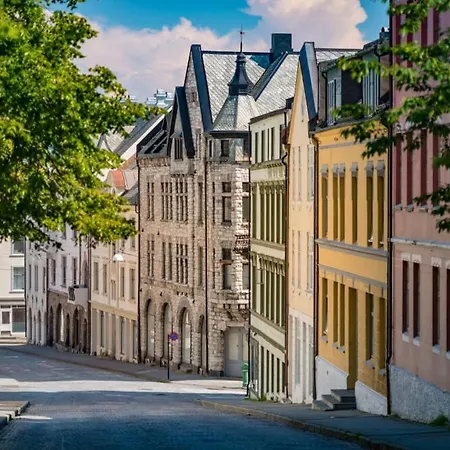 Sunny Apartment In Alesund City Exterior photo